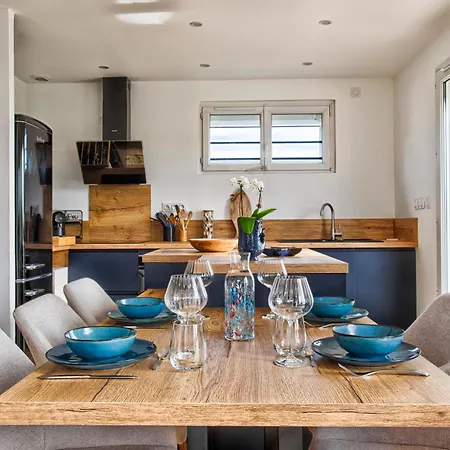 别墅 Maison Cosy A 100 M De La Plage, Couple, Famille, Jardin, Parking